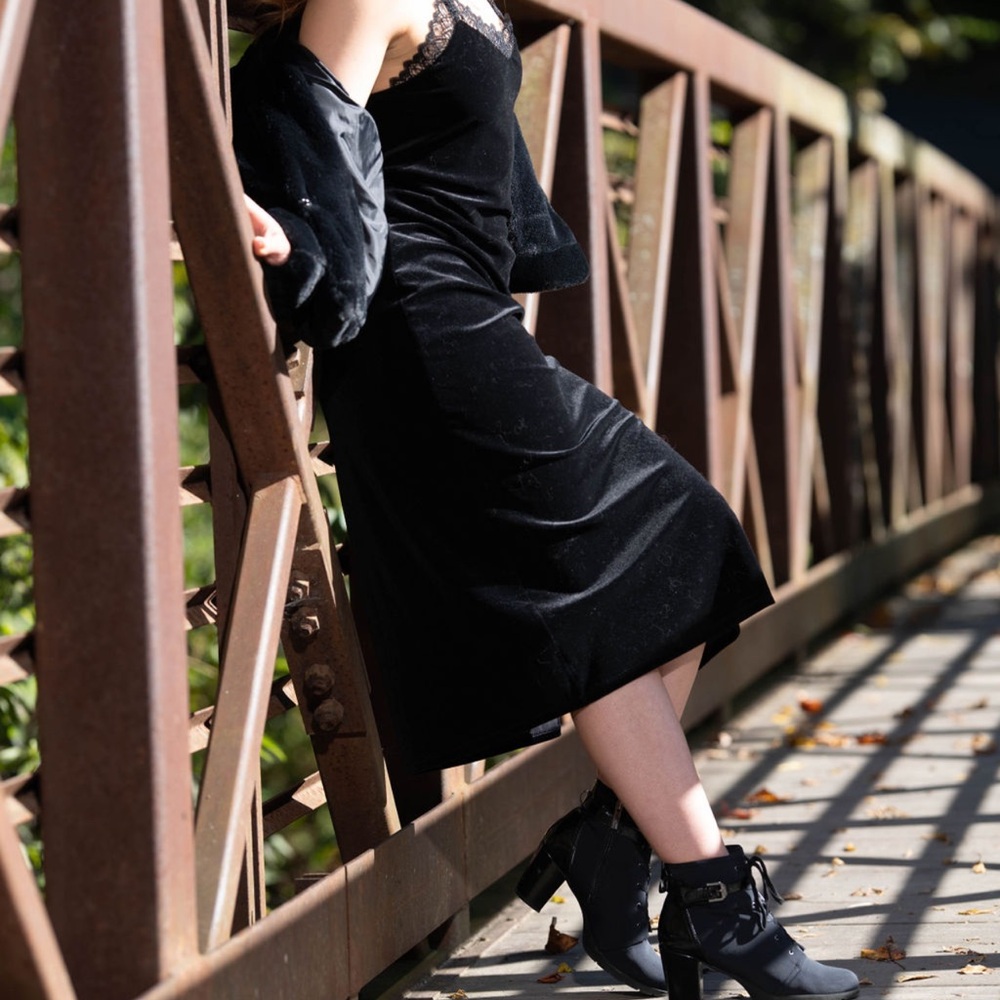 Express Black Lace Trim Midi Dress - Picture 4 of 6